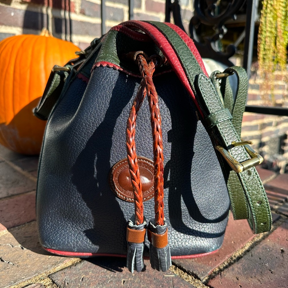 Vintage Dooney Bourke Teton mini drawstring w/ padded shoulder strap rare color